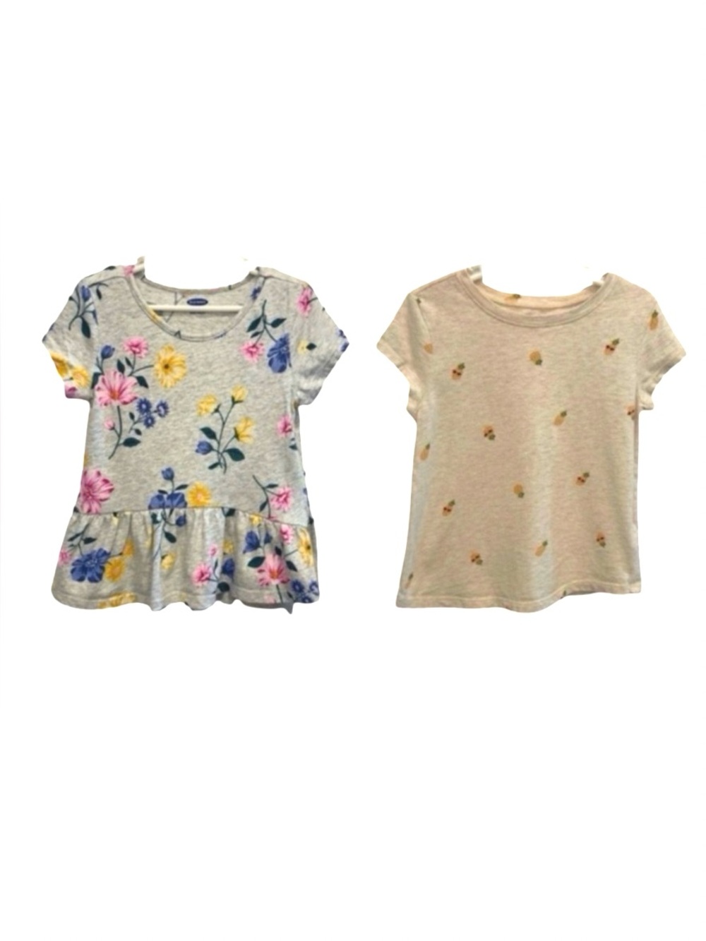 2 Old Navy T-Shirt